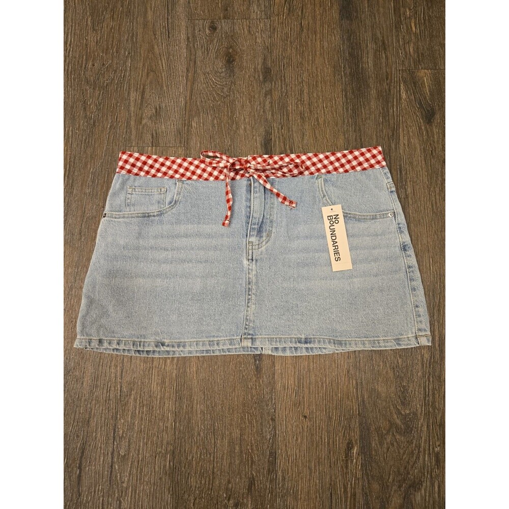 No Boundaries Womens Blue Jean Skirt Size 8-10 NWT New With Tags Denim Skirt